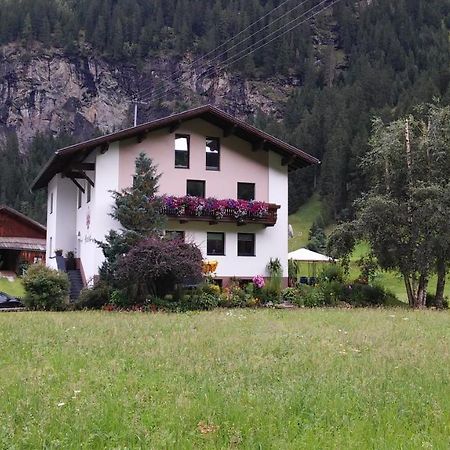 Mooshof Apartment Kaunertal Luaran gambar