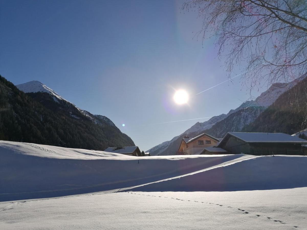 Mooshof Apartment Kaunertal Luaran gambar