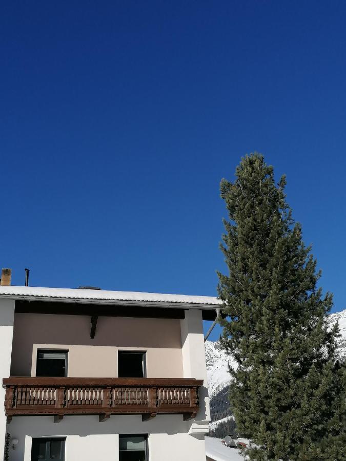 Mooshof Apartment Kaunertal Luaran gambar